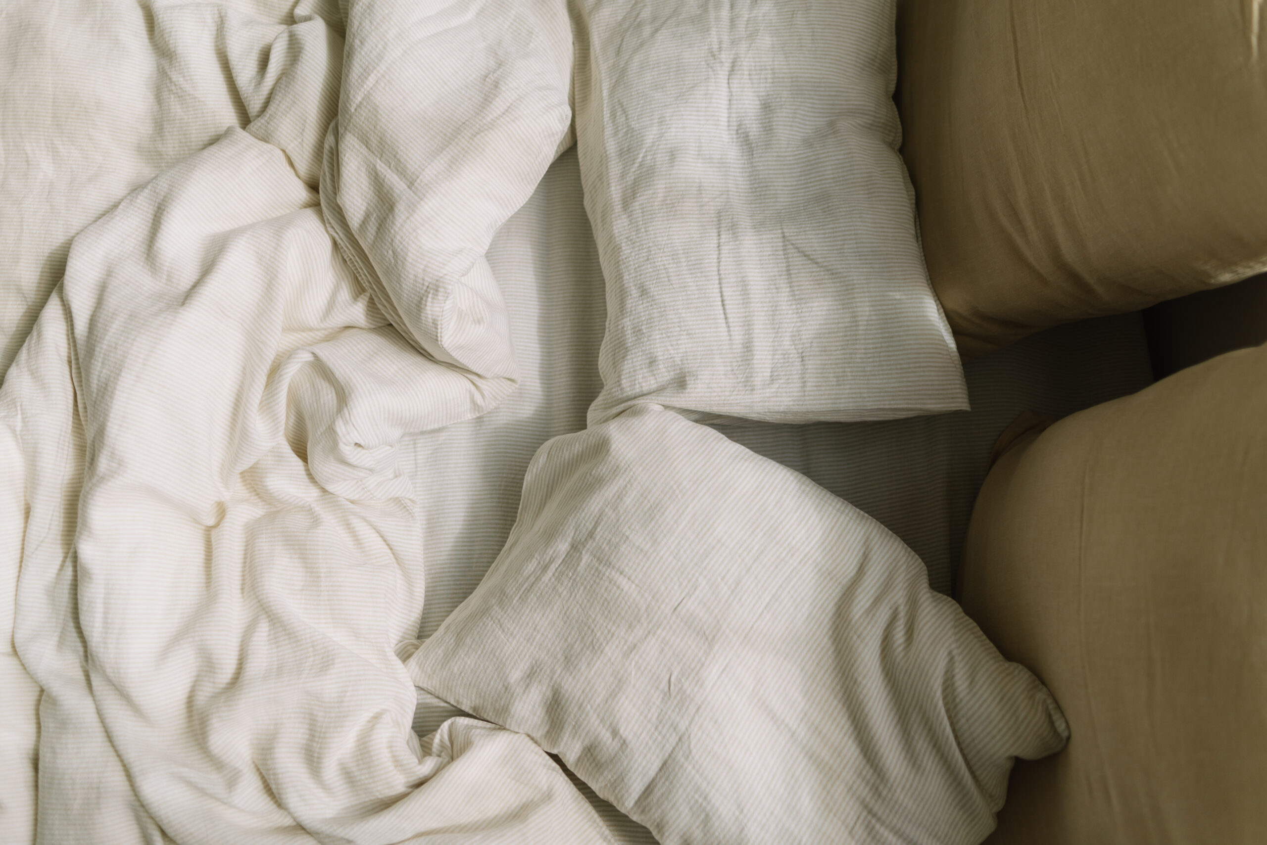 Set Natural Small Stripes Fețe de Pernă 50x70 și Cearșaf 90x200